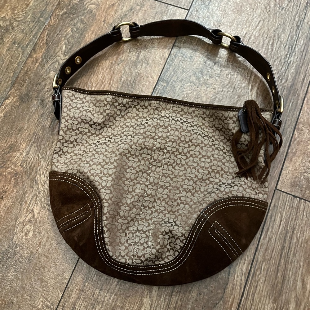 Coach Signature Bag with Brown Suede and fringe details